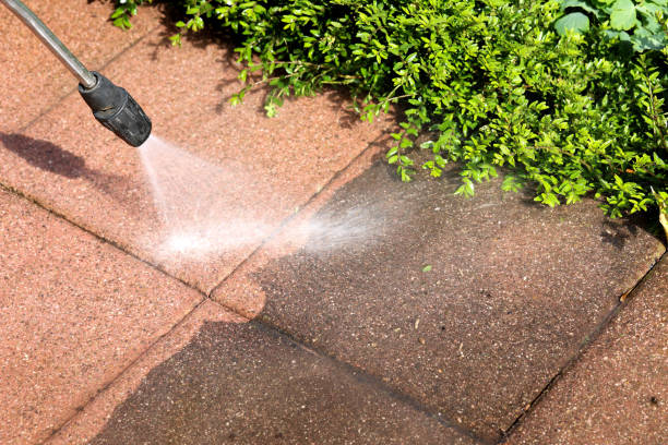 Why Choose Our Certified Pressure Washing Experts for Your Project Needs in Battlefield, MO?